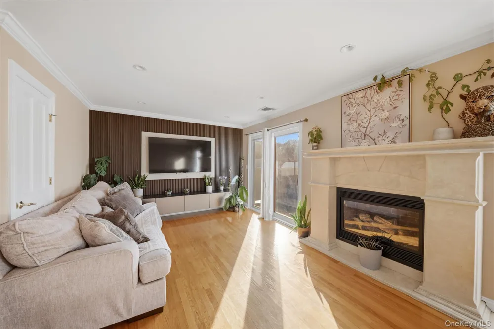 141-16 11th Avenue Malba, NY 11357