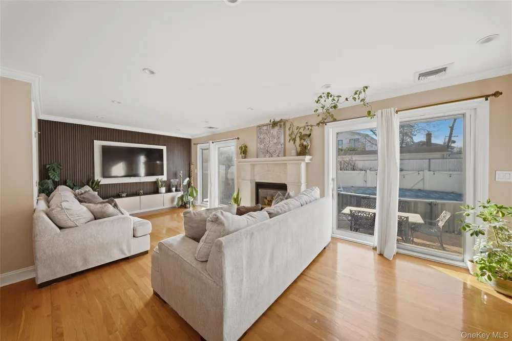 141-16 11th Avenue Malba, NY 11357