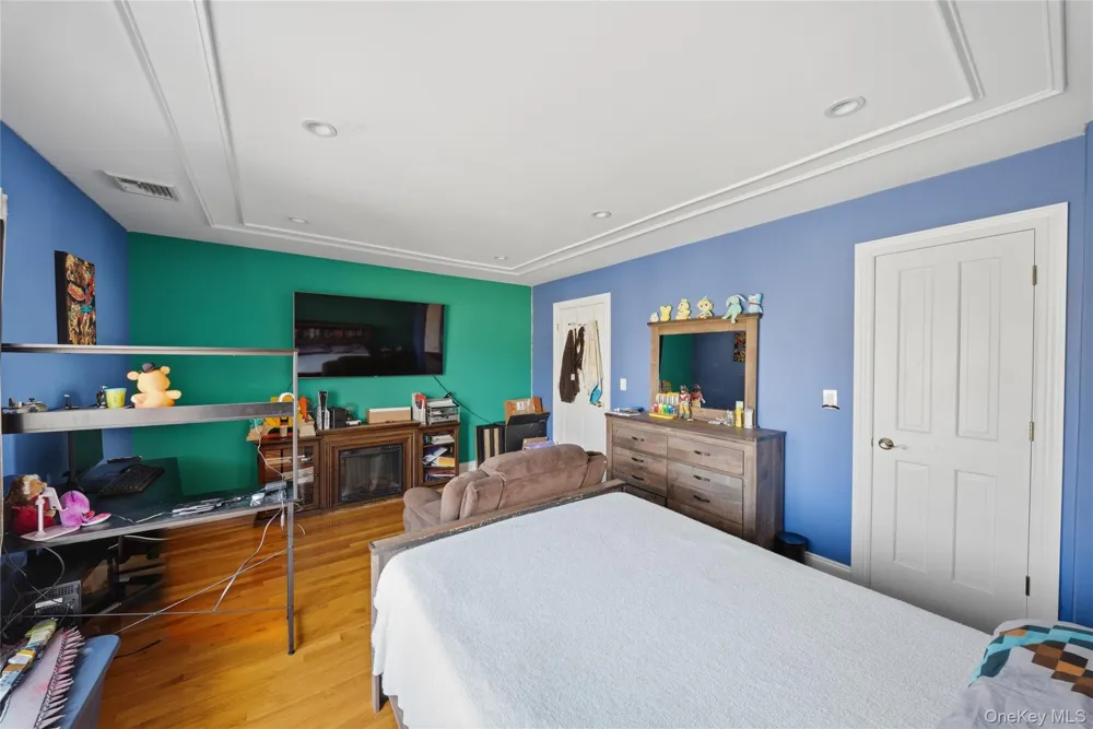 141-16 11th Avenue Malba, NY 11357