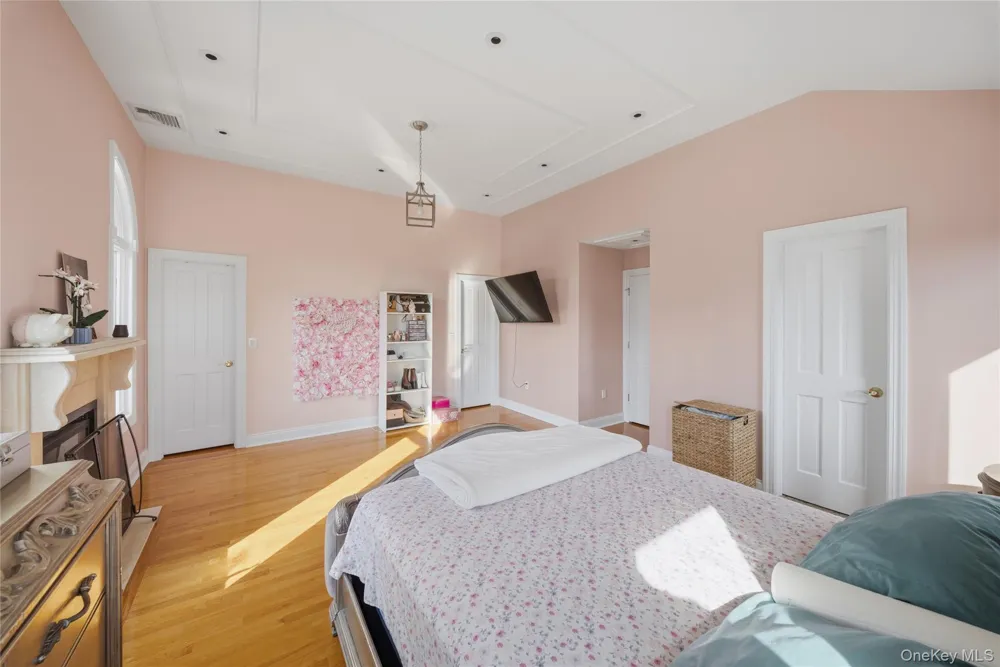 141-16 11th Avenue Malba, NY 11357