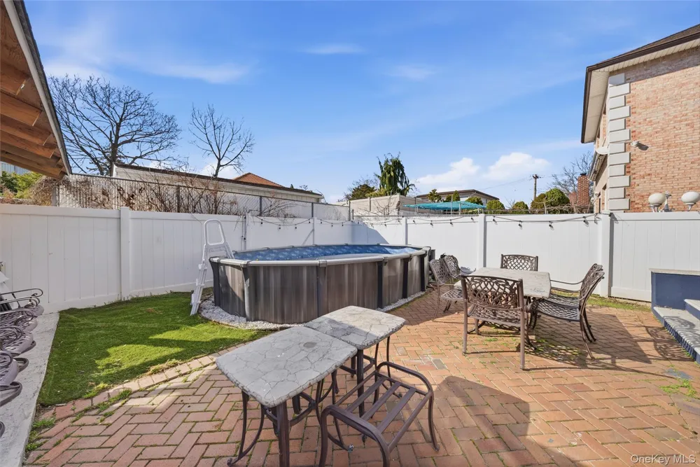 141-16 11th Avenue Malba, NY 11357