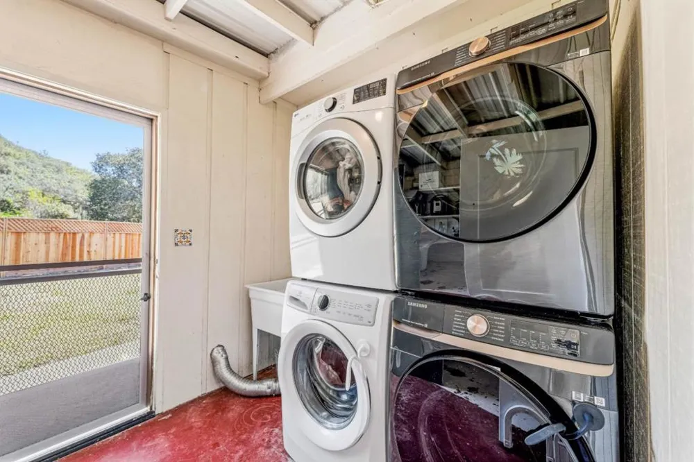 77 Laureles Grade Salinas, CA 93908