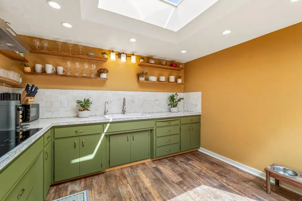 77 Laureles Grade Salinas, CA 93908