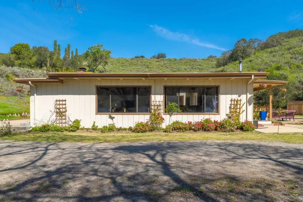 77 Laureles Grade Salinas, CA 93908