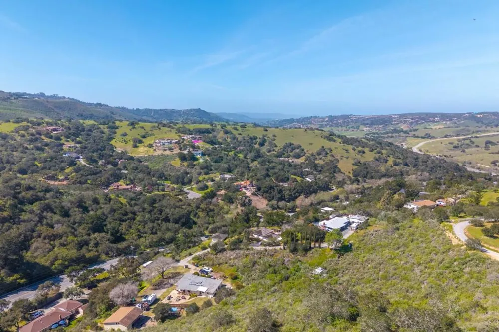 77 Laureles Grade Salinas, CA 93908
