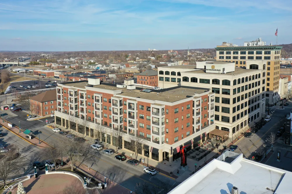 225 2nd Street #APT 2C Lafayette, IN 47901
