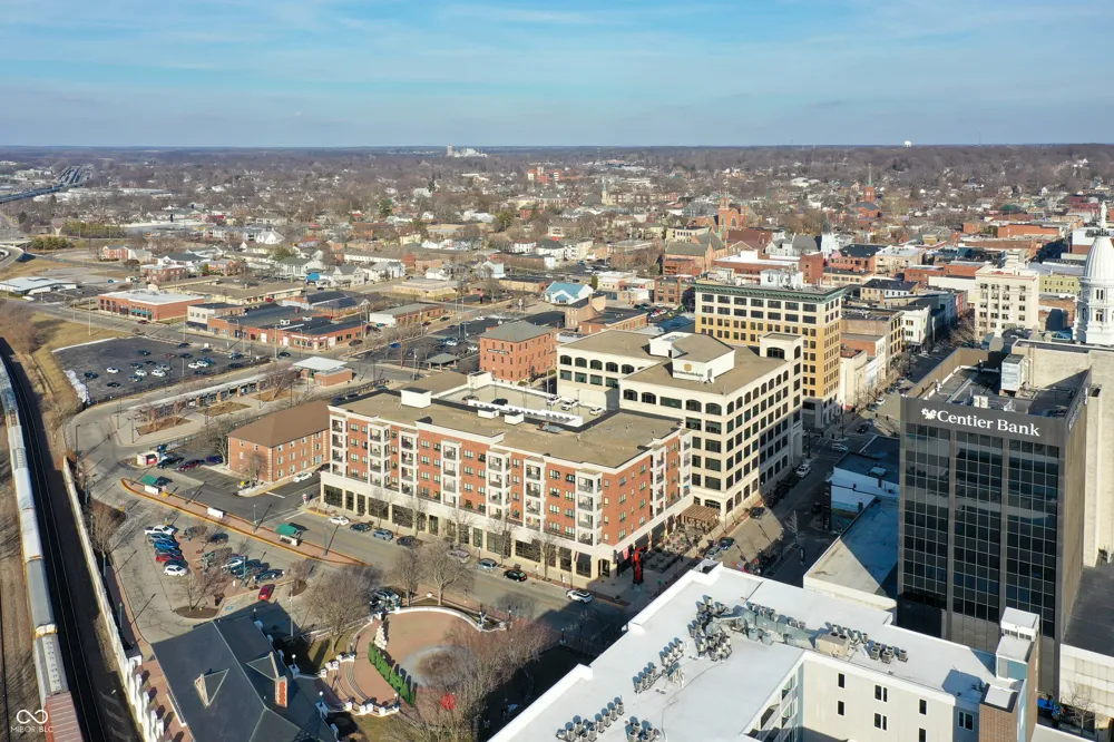 225 2nd Street #APT 2C Lafayette, IN 47901