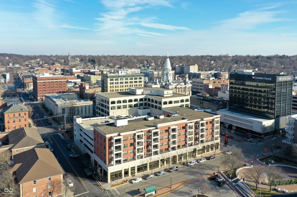 225 2nd Street #APT 2C Lafayette, IN 47901