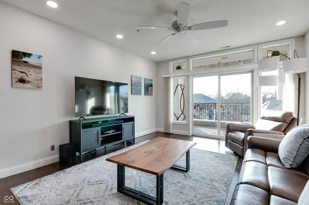 225 2nd Street #APT 2C Lafayette, IN 47901