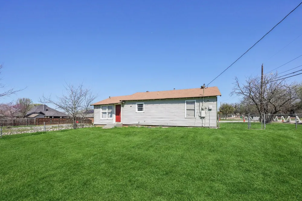 4132 Patricia Street Haltom City, TX 76117