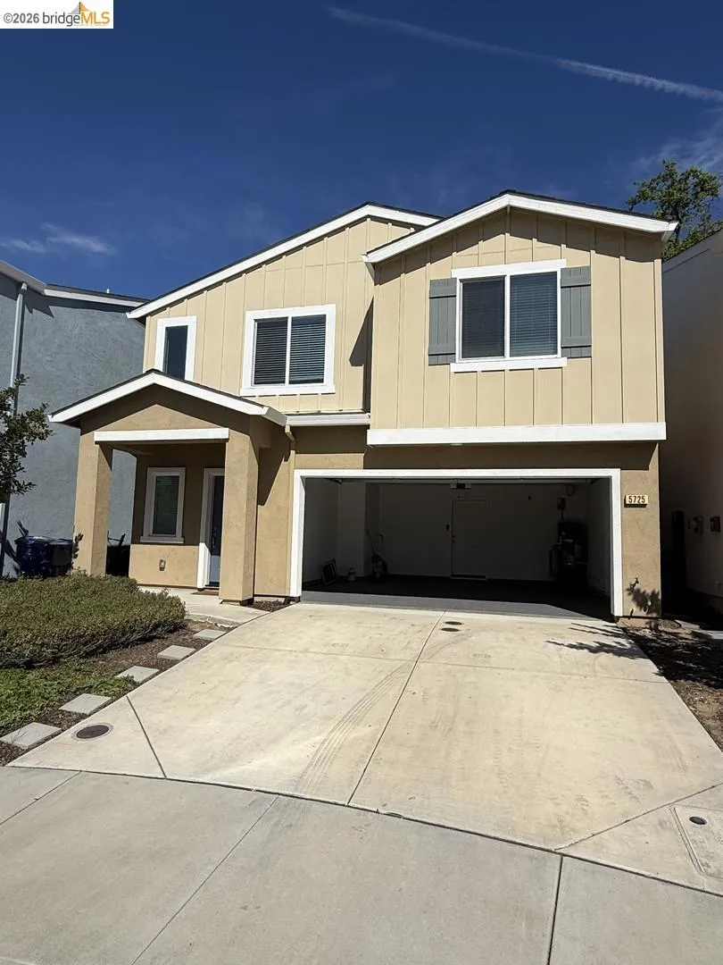 5725 Misty Wind CT Carmichael, CA 95608
