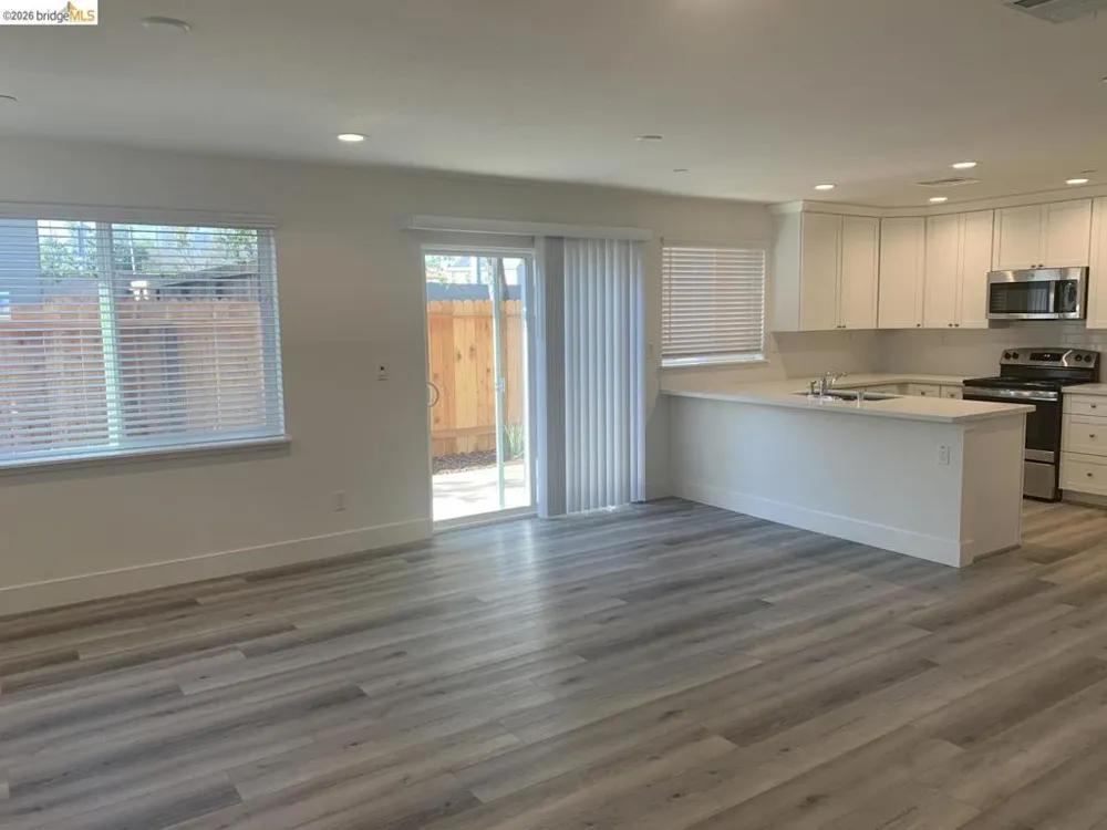 5725 Misty Wind CT Carmichael, CA 95608