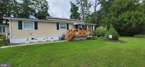 130 COUNTRY LANE