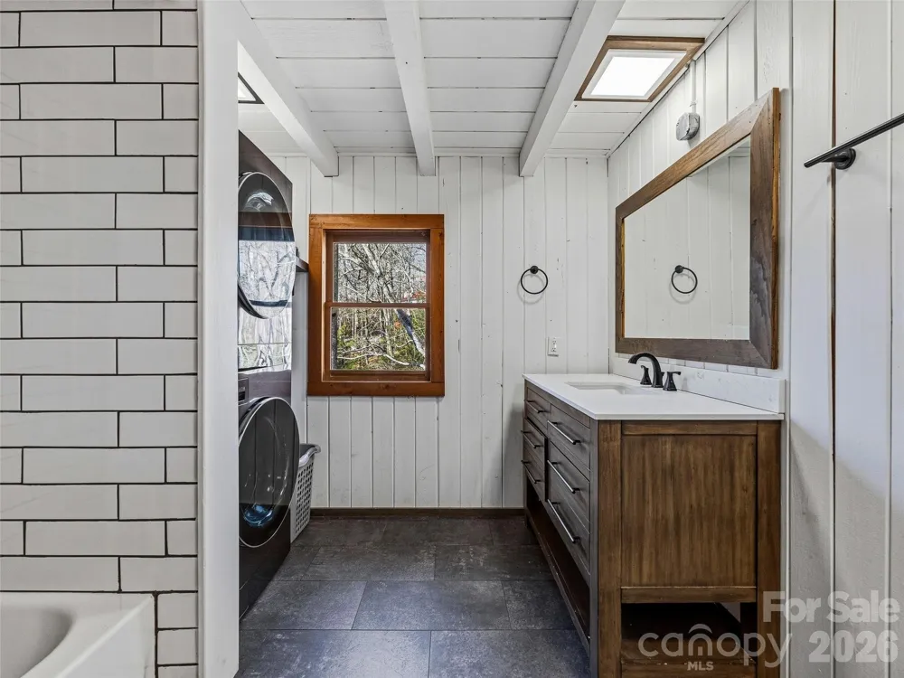 55 Valley Lane Pisgah Forest, NC 28768