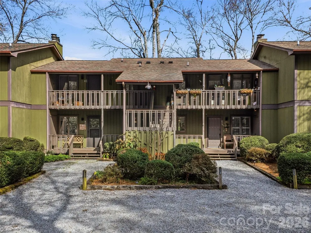 15 Gold Finch Court Brevard, NC 28712