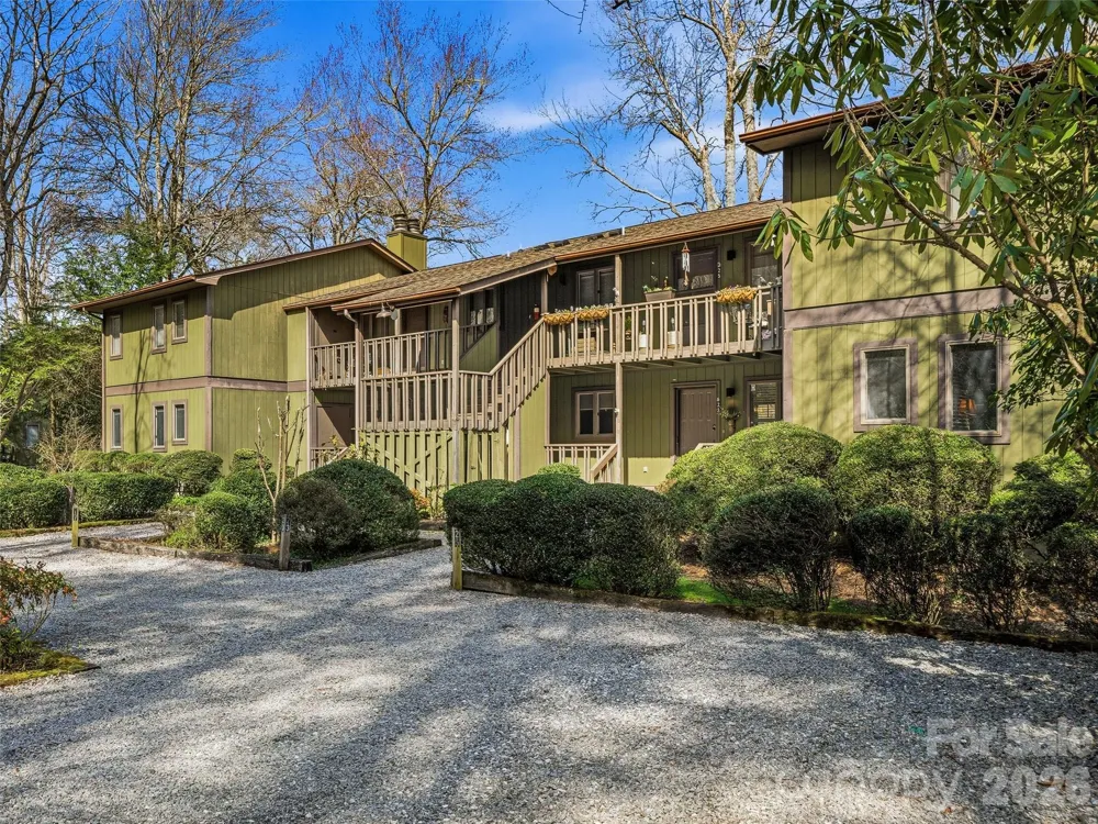 15 Gold Finch Court Brevard, NC 28712