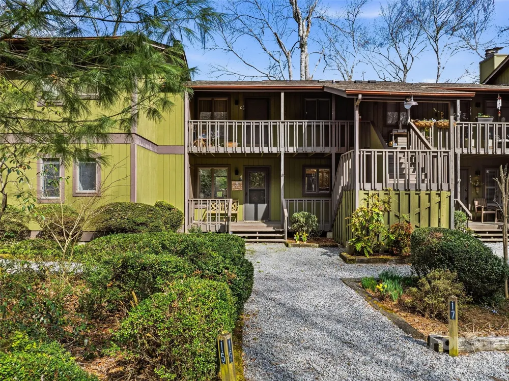 15 Gold Finch Court Brevard, NC 28712