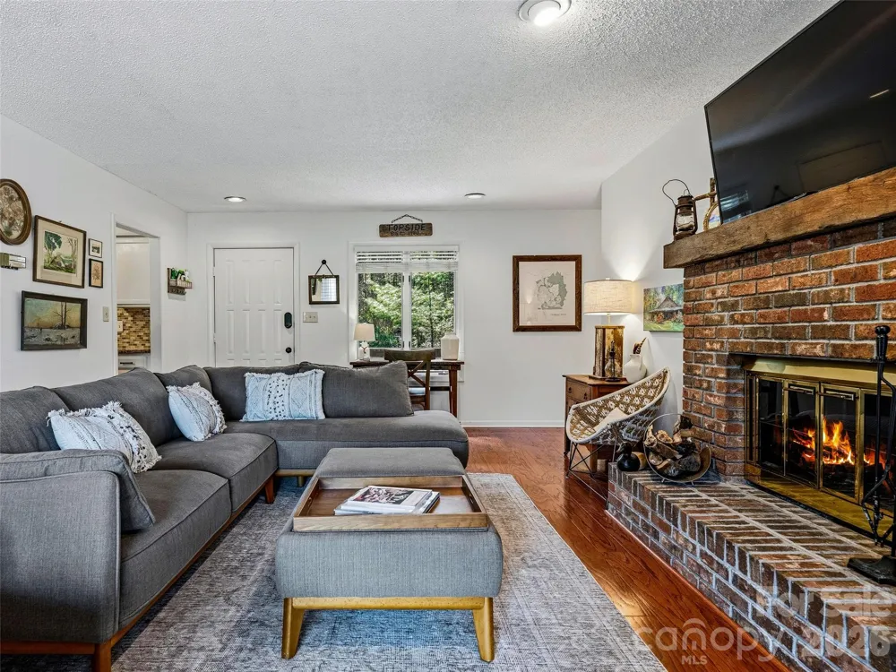 15 Gold Finch Court Brevard, NC 28712