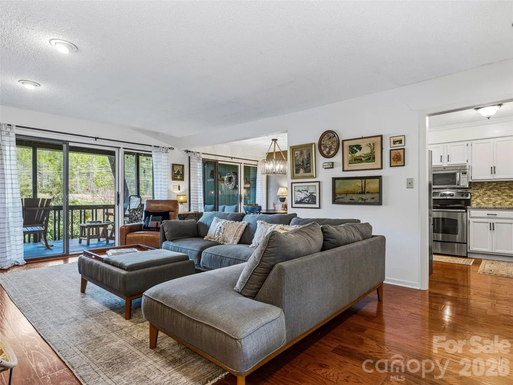 15 Gold Finch Court Brevard, NC 28712