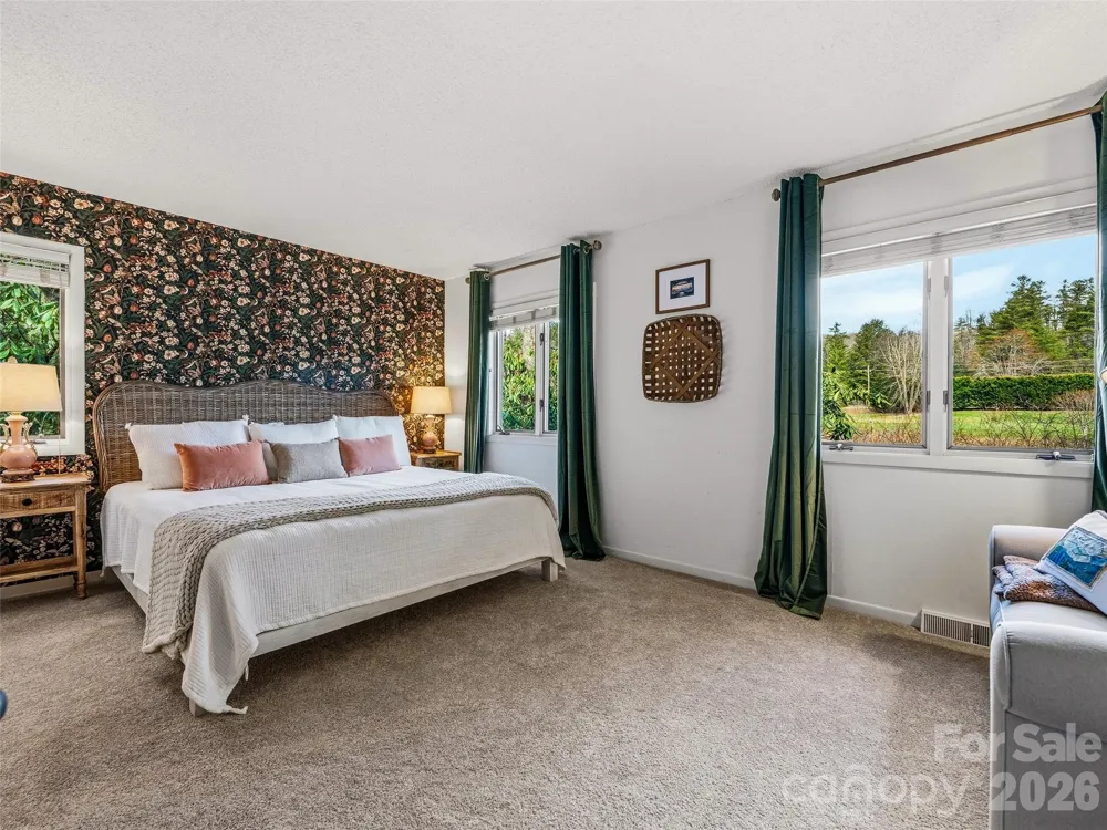 15 Gold Finch Court Brevard, NC 28712