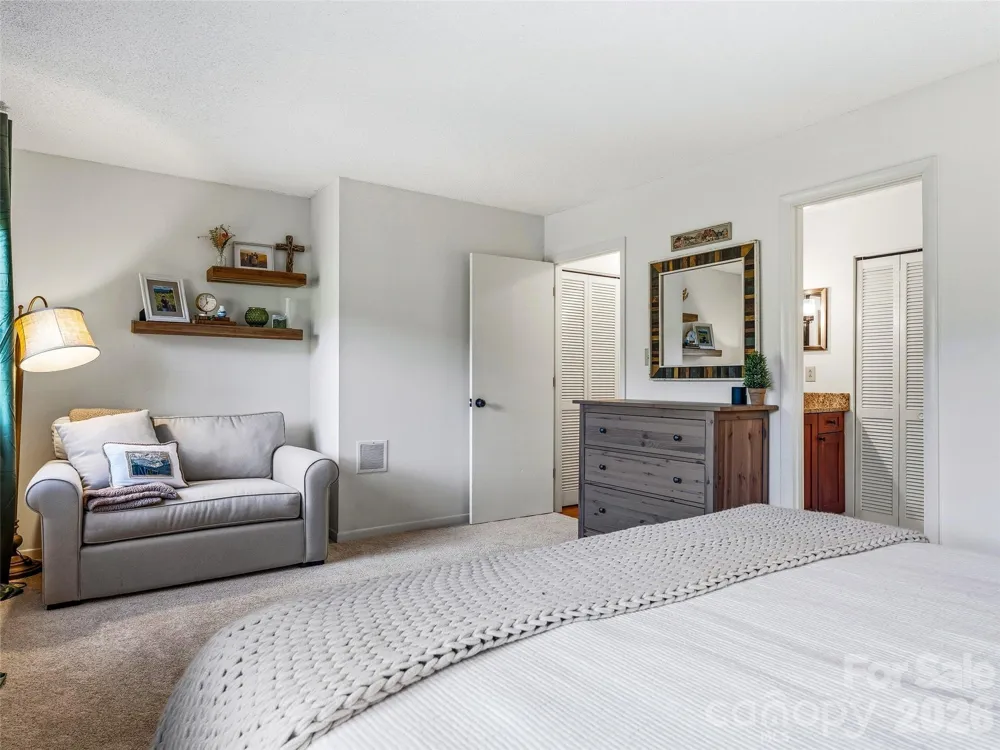 15 Gold Finch Court Brevard, NC 28712
