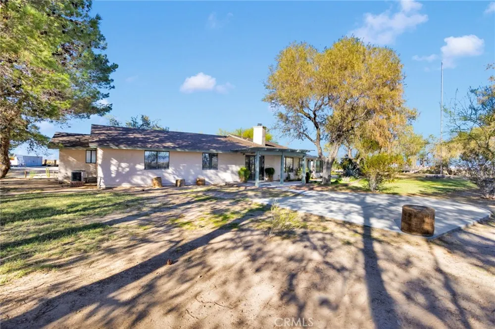 37404 Harvard Road Newberry Springs, CA 92365