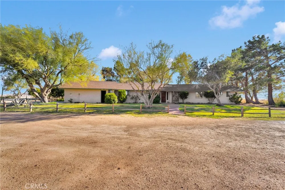 37404 Harvard Road Newberry Springs, CA 92365