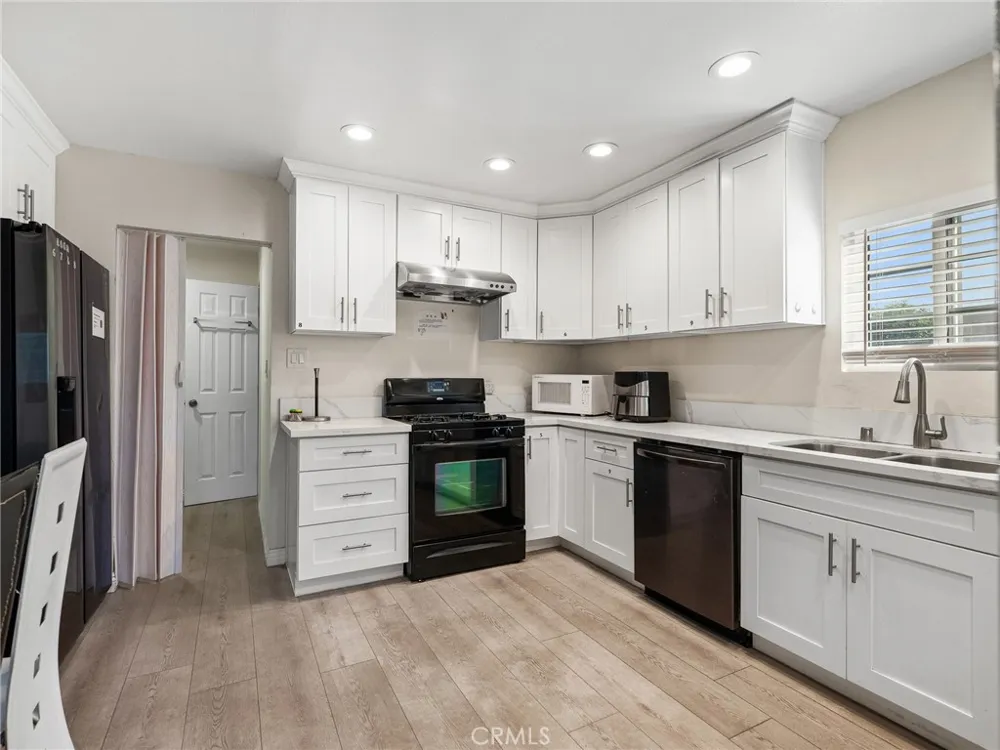 3361 Meeker Avenue El Monte, CA 91731
