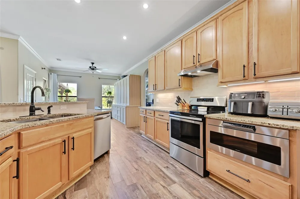 801 Mountain Crest Drive Wimberley, TX 78676