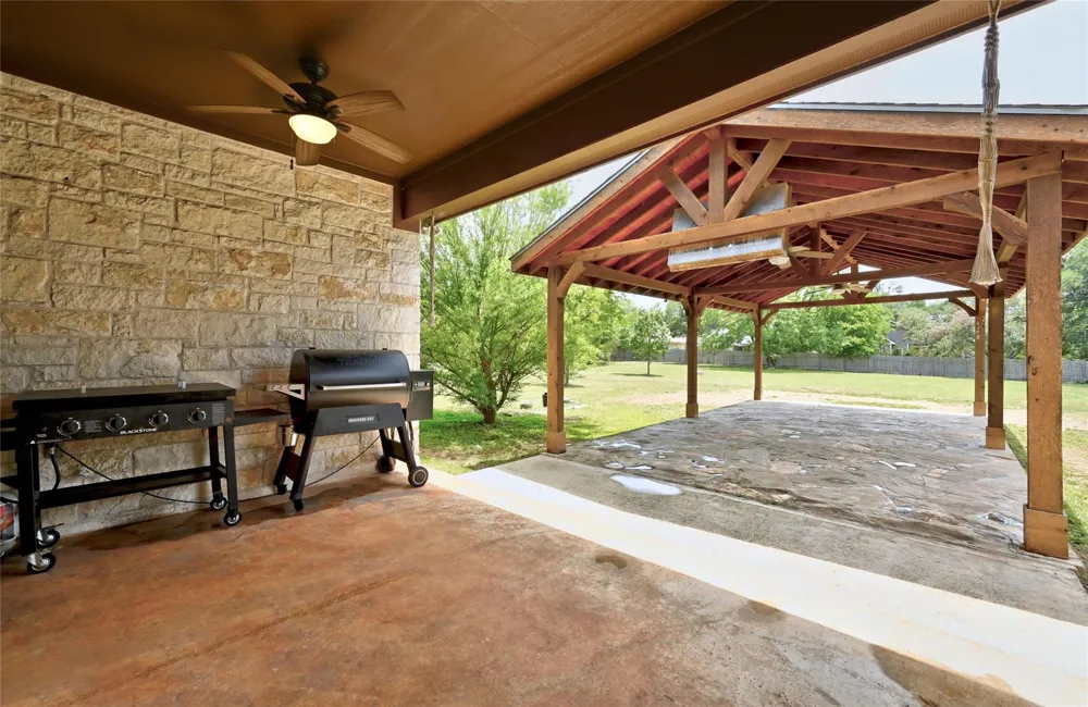 801 Mountain Crest Drive Wimberley, TX 78676