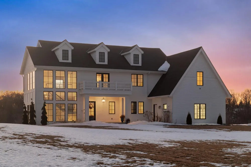 6695 Mckown Court Independence, MN 55359