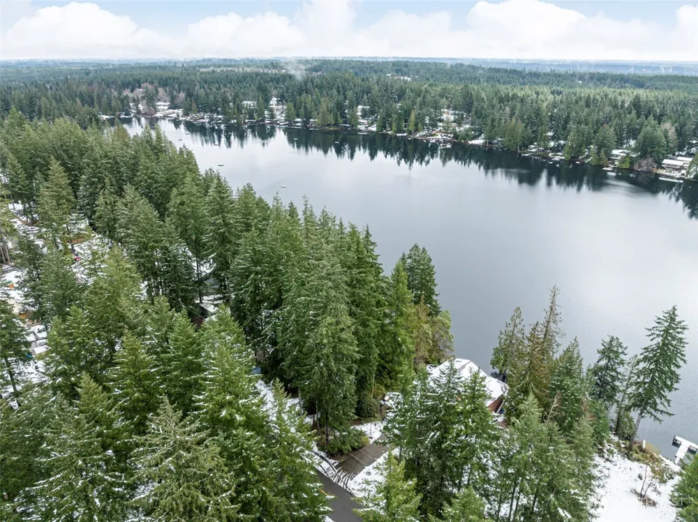 1961 E Trails End Drive Belfair, WA 98528