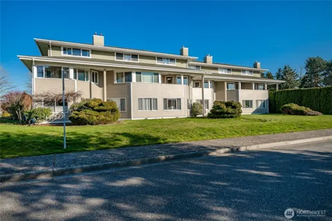 1326 4th Street