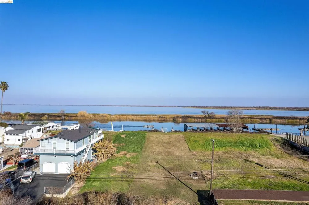6831 Riverview Rd Bethel Island, CA 94511