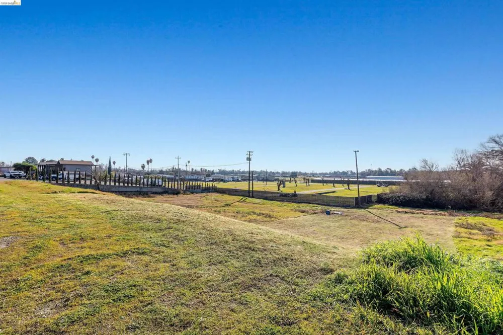6831 Riverview Rd Bethel Island, CA 94511