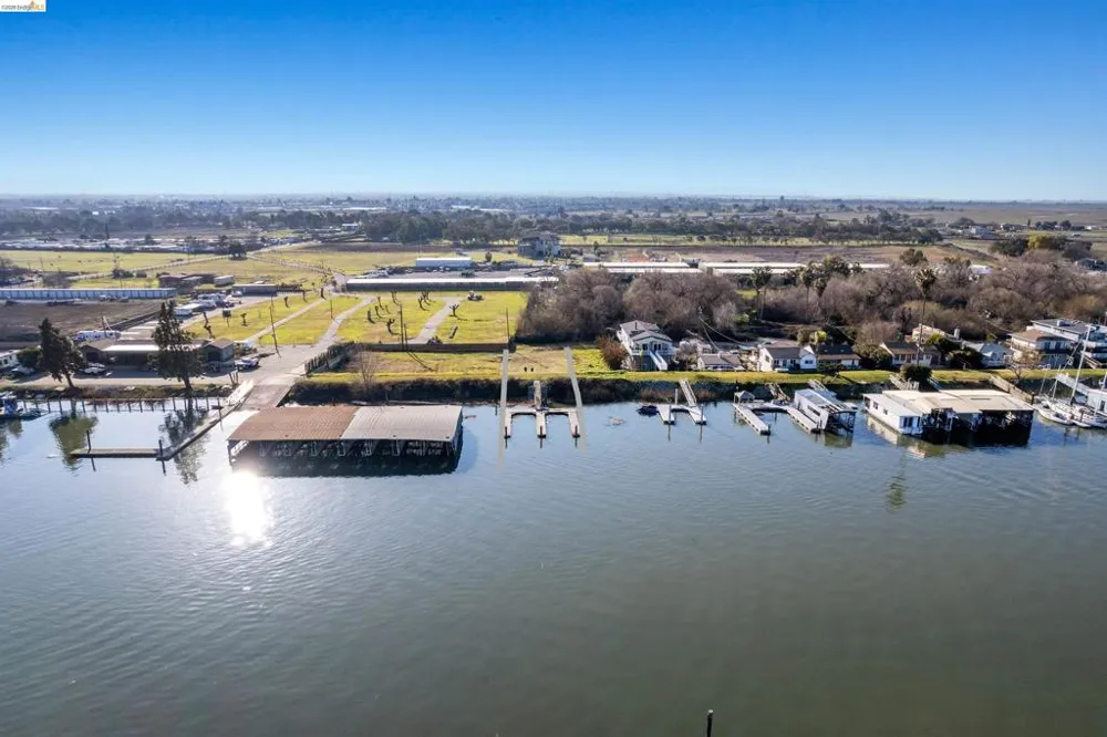 6831 Riverview Rd Bethel Island, CA 94511