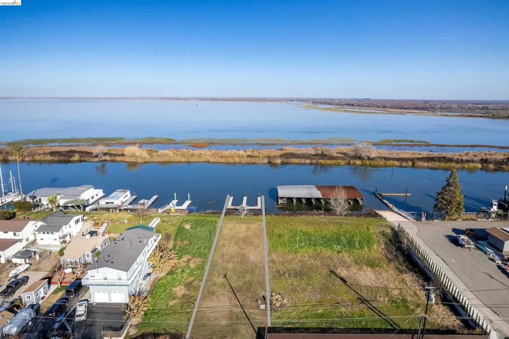 6831 Riverview Rd Bethel Island, CA 94511