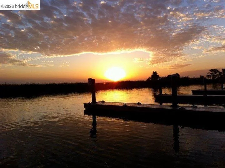6831 Riverview Rd Bethel Island, CA 94511