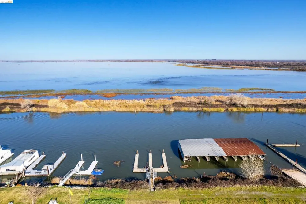 6831 Riverview Rd Bethel Island, CA 94511