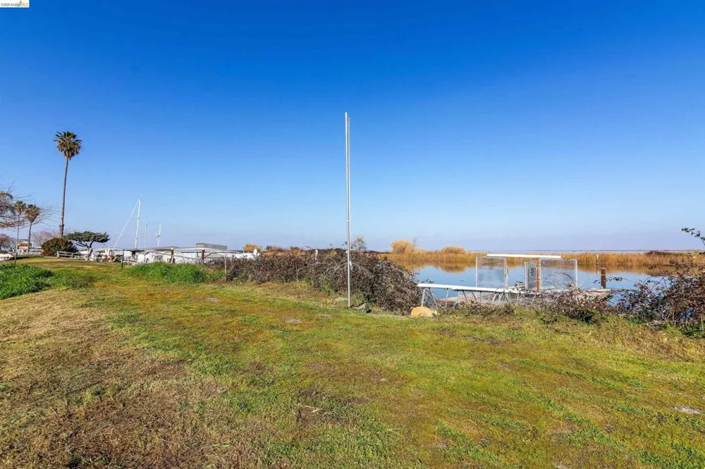 6831 Riverview Rd Bethel Island, CA 94511