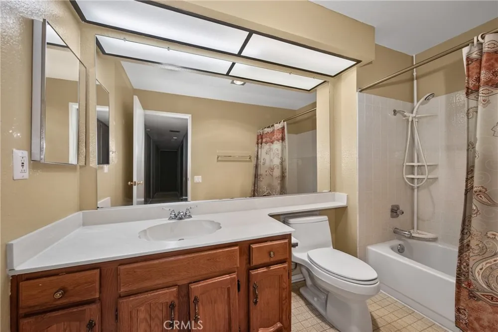 246 E Fern #205 Redlands, CA 92373