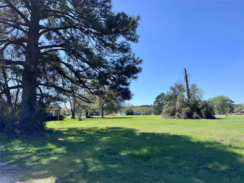 12 Meadow Lake Drive