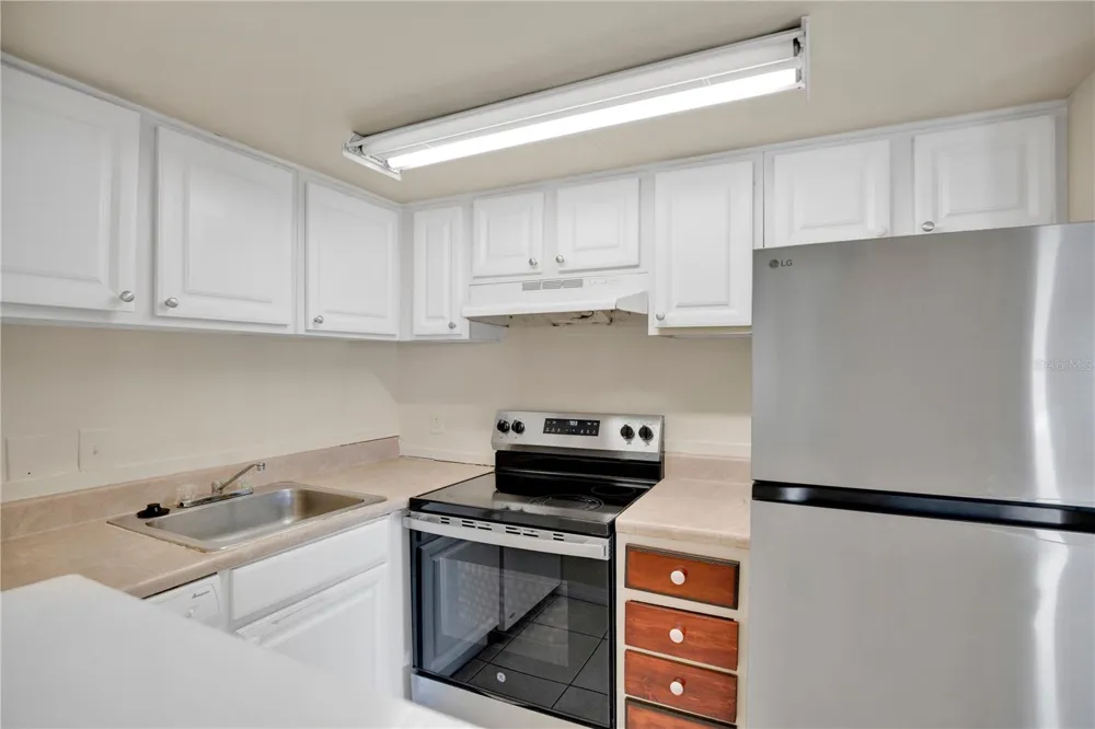 2507 ALAFAYA TRAIL #10 Orlando, FL 32826