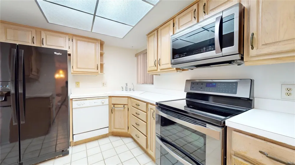 500 OSCEOLA AVENUE #406 Clearwater, FL 33755