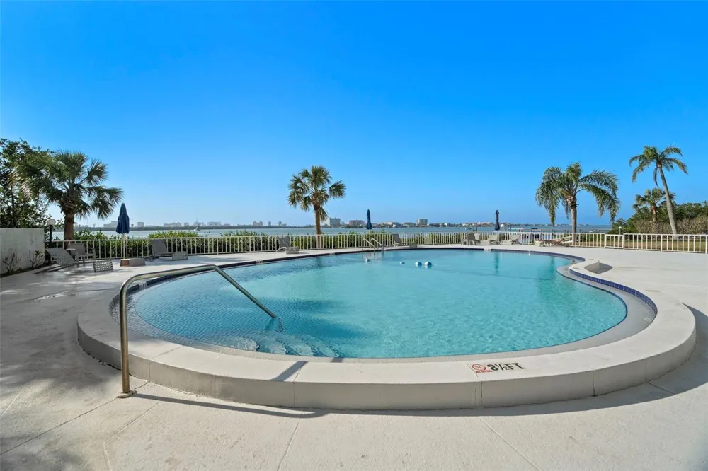 500 OSCEOLA AVENUE #406 Clearwater, FL 33755