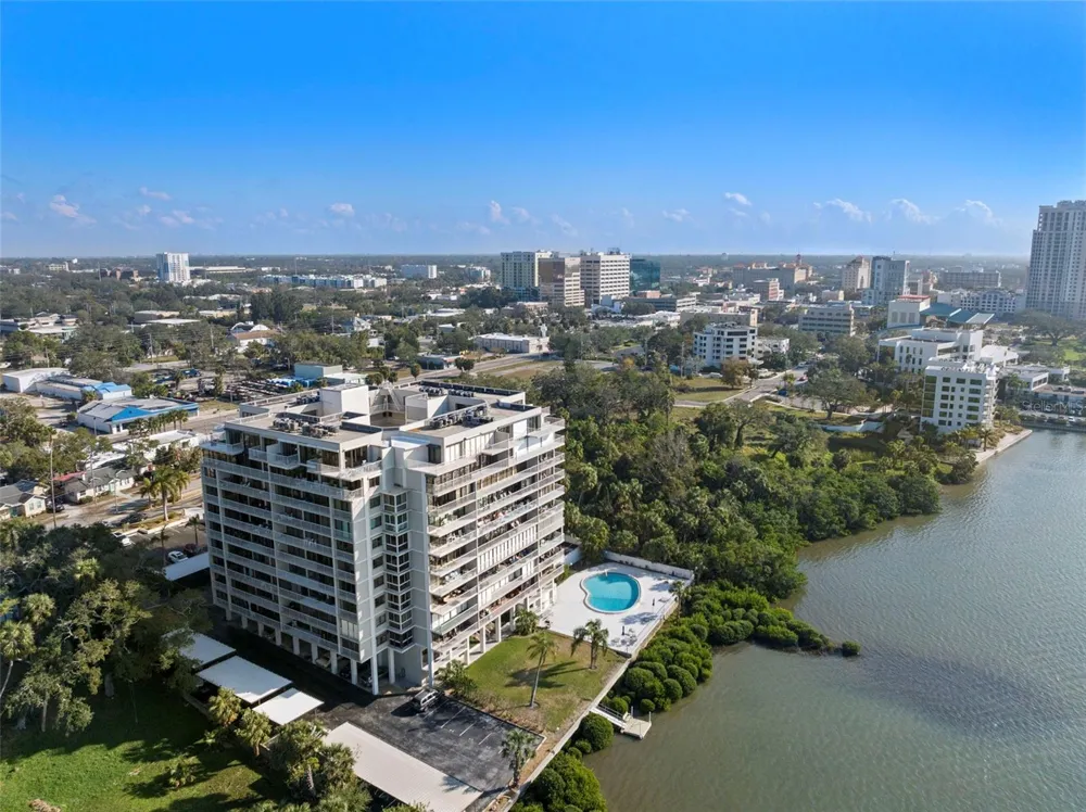 500 OSCEOLA AVENUE #406 Clearwater, FL 33755