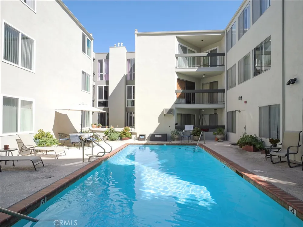 28121 Highridge #311 Rolling Hills Estates, CA 90275