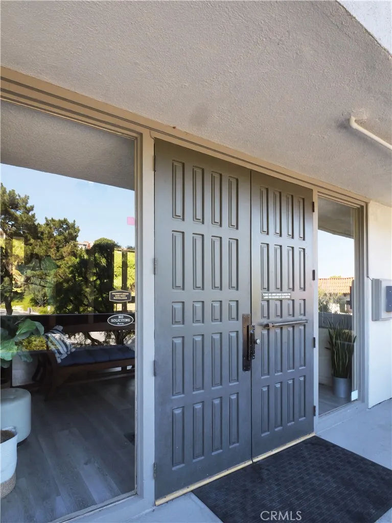 28121 Highridge #311 Rolling Hills Estates, CA 90275