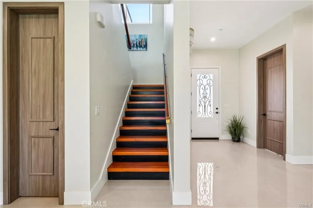 10349 Mapledale Street Bellflower, CA 90706