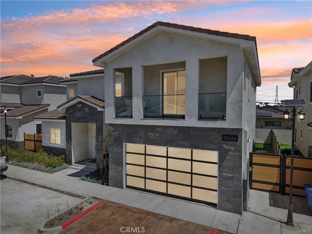10349 Mapledale Street Bellflower, CA 90706